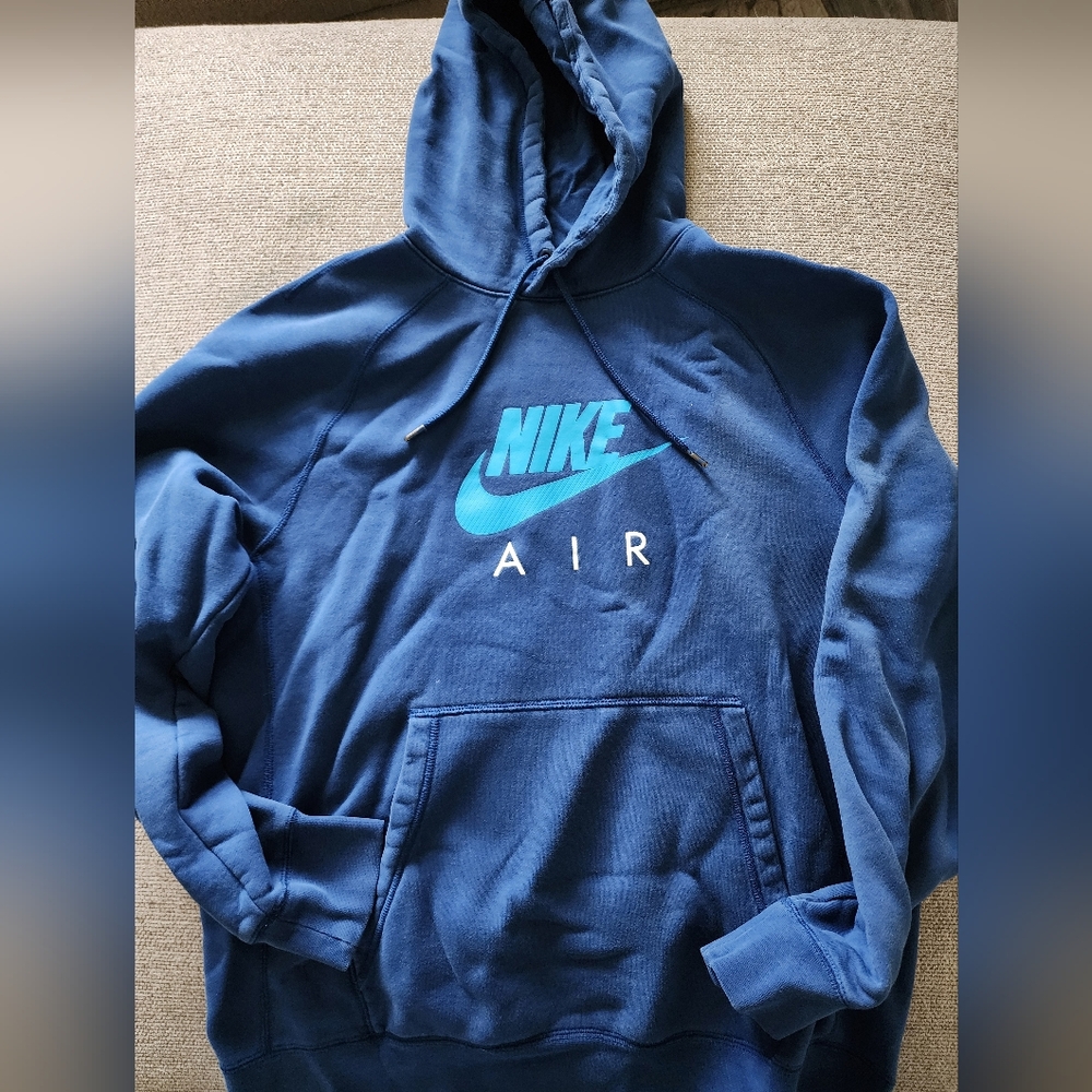 Men's Nike Hoodie - size large